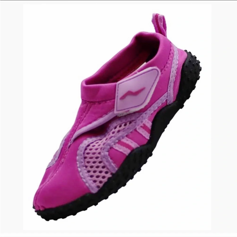 Norty water shoes